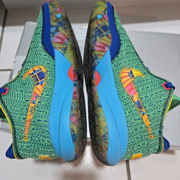 Lebron XX SE (GS) Electric Algae/University Gold. Lightly used! - Picture 14 of 16